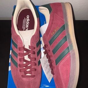 Adidas Gazelle Indoor – Men’s 10.5 / Women’s 12 / Youth 10.5 – New with Box 🎁